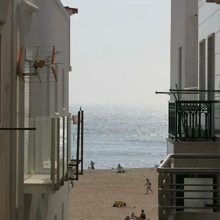 Апартаменты Serenabeach